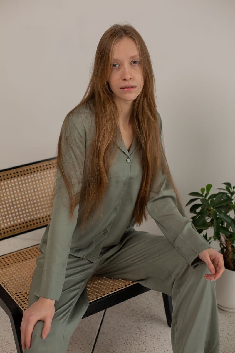 Fluted Sleeve Asymmetric Blouse